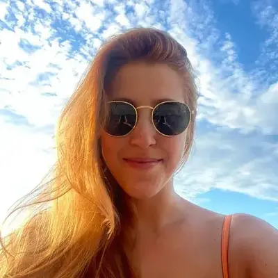 Andressa  Bueno de Souza Granato